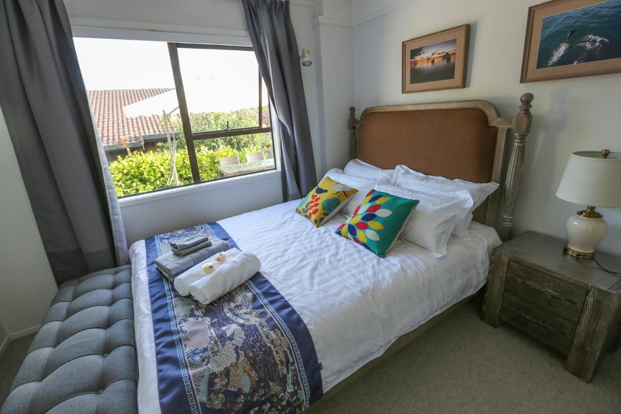 Swimming Pool Holiday Villa Auckland Bagian luar foto